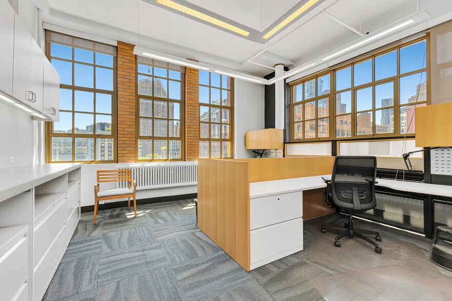 More Photos Of 145 Hudson St, New York Office Residential For Sale