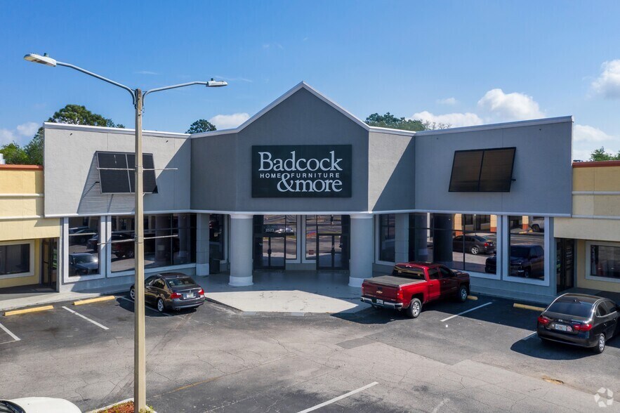 More Photos Of 2501-2573 Old Vineland Rd, Kissimmee Unknown For Lease