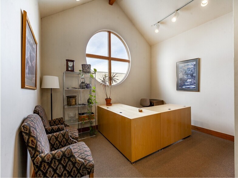 More Photos Of 2064 Prospector Ave, Park City Medical For Sale