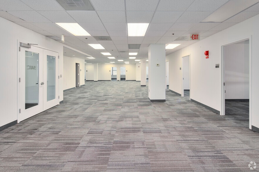 More Photos Of 10210 Greenbelt Rd, Lanham Office For Sale