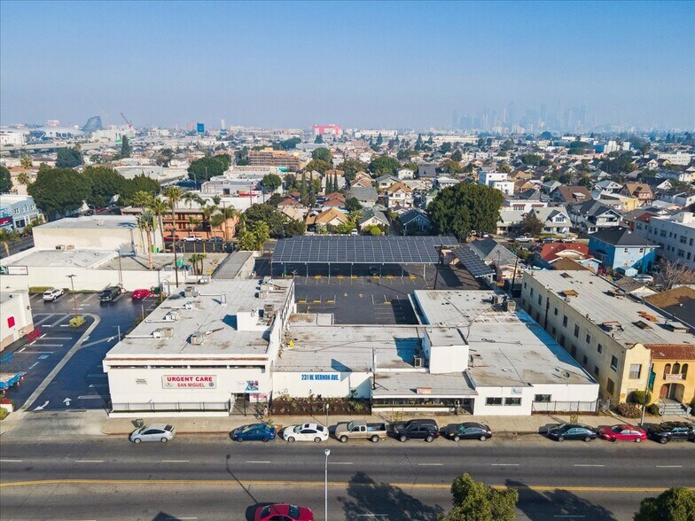 More Photos Of 231 W Vernon Ave, Los Angeles Medical For Sale