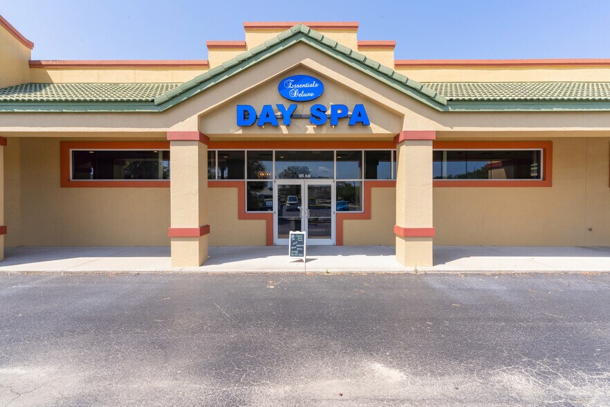 More Photos Of 17820 SE 109th Ave, Summerfield Medical For Lease