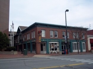 More Photos Of 1117 Elm St, Manchester Office For Lease