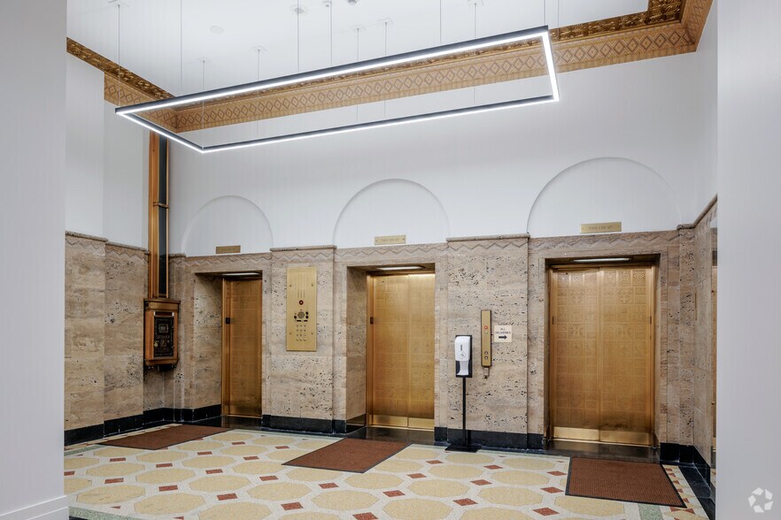 More Photos Of 821 17th St, Denver Office For Sale