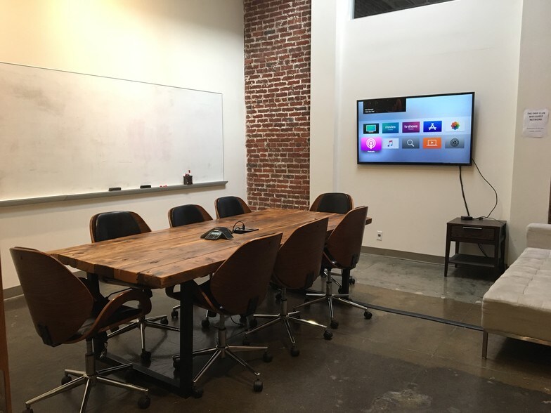 More Photos Of 2662-2684 Lacy St, Los Angeles Loft Creative Space For Lease