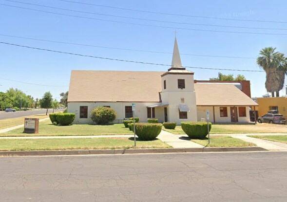 More Photos Of 61 N Hibbert, Mesa Freestanding For Sale