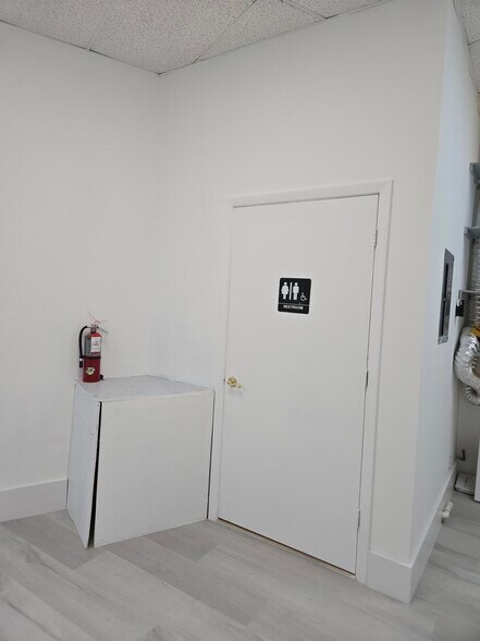 More Photos Of 11490 Okeechobee Blvd, Royal Palm Beach Storefront For Lease