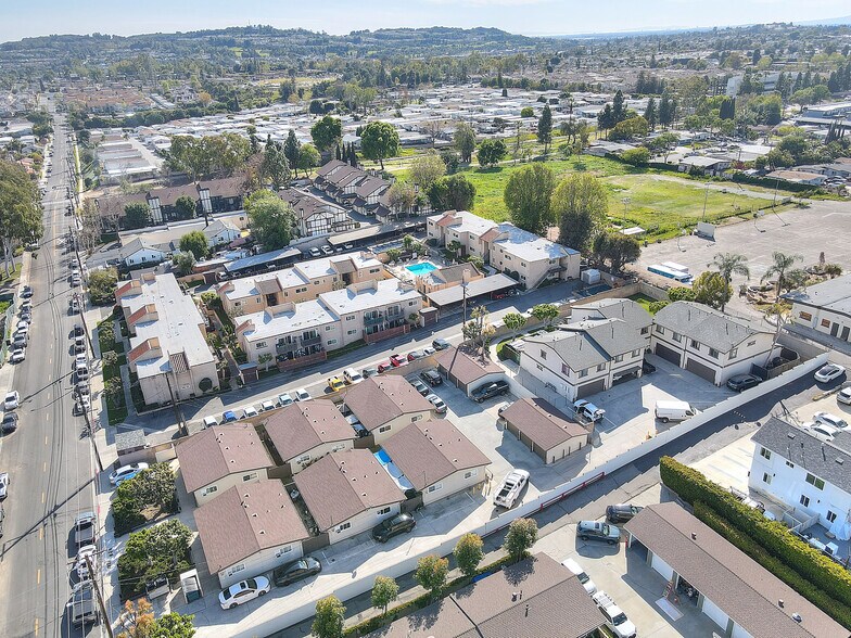 More Photos Of 275-299 Monte Vista St, La Habra Apartments For Sale