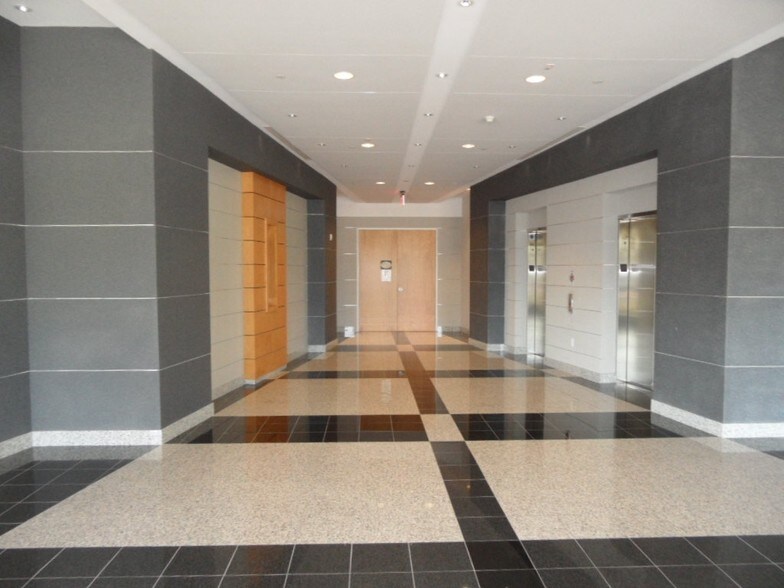 More Photos Of 7560 Red Bug Lake Rd, Oviedo Medical For Lease