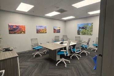 More Photos Of 2526 E Southern Ave, Phoenix Flex For Lease