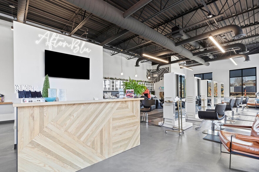 More Photos Of 5334 Warner Rd, Columbus Unknown For Lease