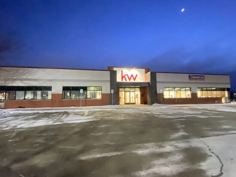 Primary Photo Of 517 N Westhill Blvd, Appleton Freestanding For Lease