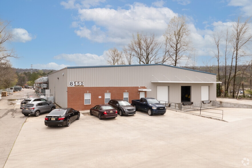 More Photos Of 8550 Parkway Drive, Leeds Warehouse For Sale