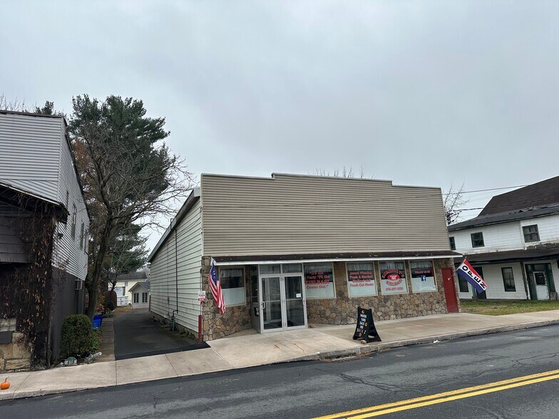 More Photos Of 412 Main St, Duryea Storefront For Sale