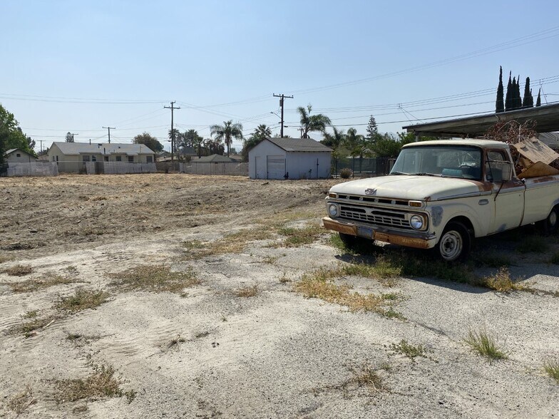 More Photos Of 472 E E St, Colton Land For Lease
