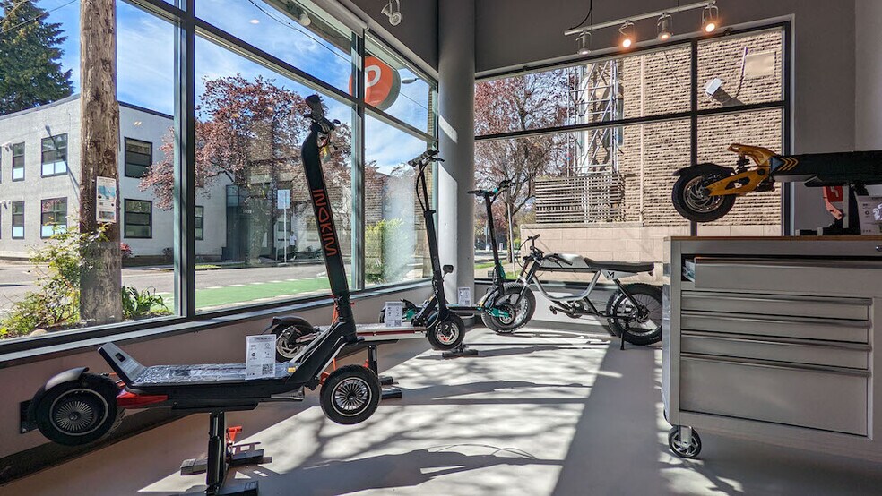 More Photos Of 1835 1st Ave W, Vancouver Apartments For Sale