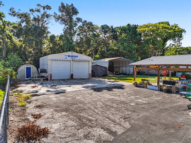 More Photos Of 7813 Leo Kidd Ave, Port Richey Flex For Sale