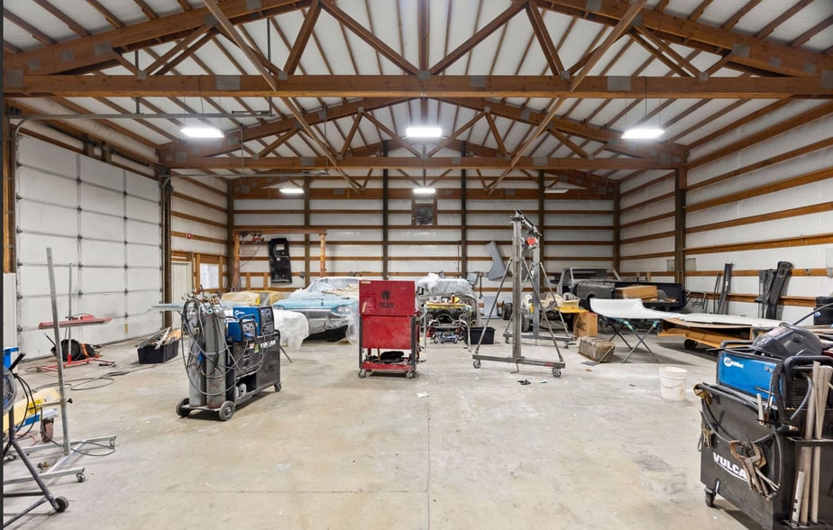 More Photos Of 6311 Rich Rd SE, Olympia Distribution For Sale