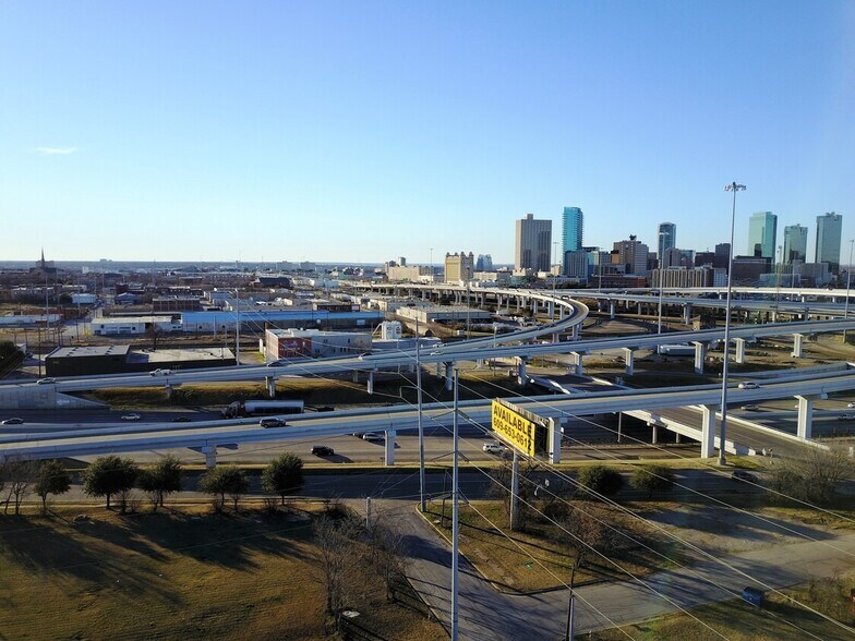 More Photos Of 817 E Broadway St, Fort Worth Land For Sale