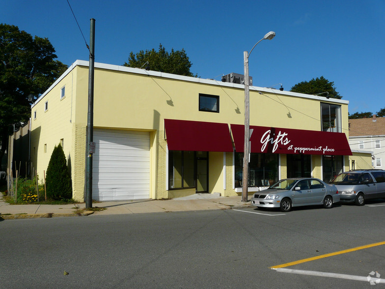 Primary Photo Of 3-9 Lexington St, Belmont Freestanding For Lease