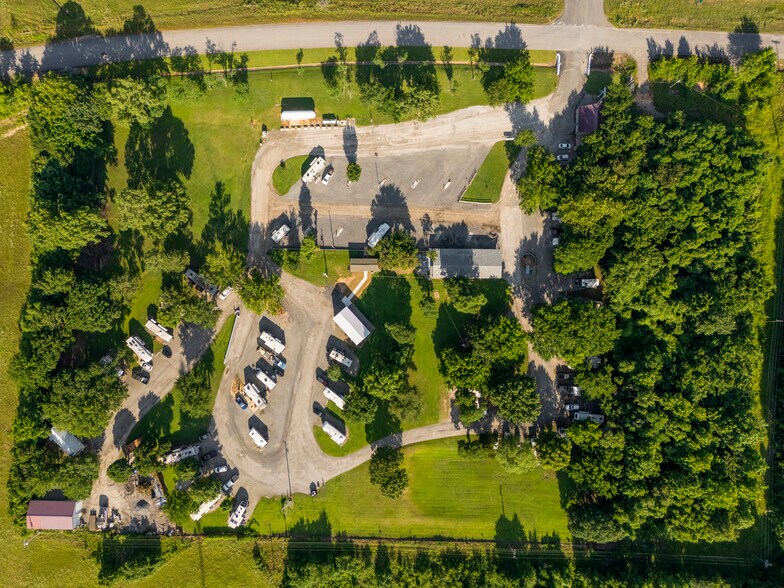 More Photos Of 6476 N 35th St W, Porter Trailer Camper Park For Sale