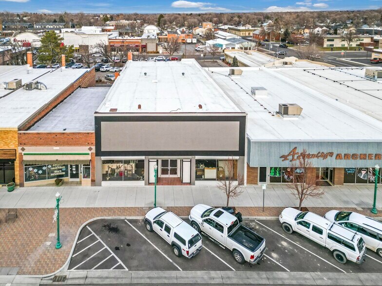 More Photos Of 233 Main Ave E, Twin Falls Storefront For Sale