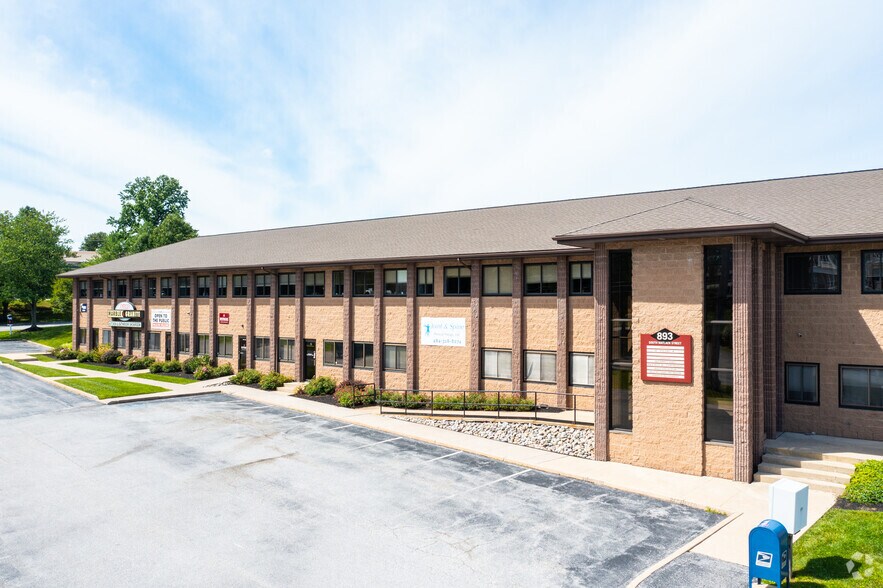 More Photos Of 893 S Matlack St, West Chester Flex For Lease