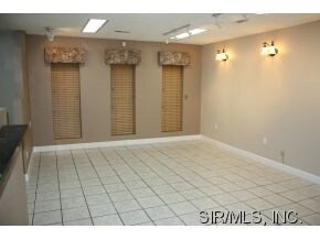 More Photos Of 4917 Maryville Rd, Granite City Office For Sale