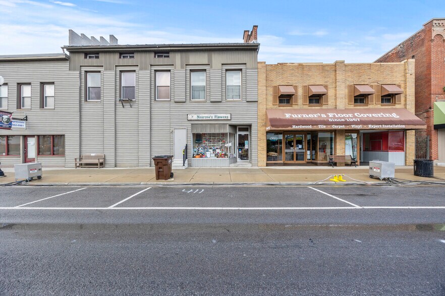 Primary Photo Of 225 S Sandusky Ave, Bucyrus Storefront Retail Residential For Sale