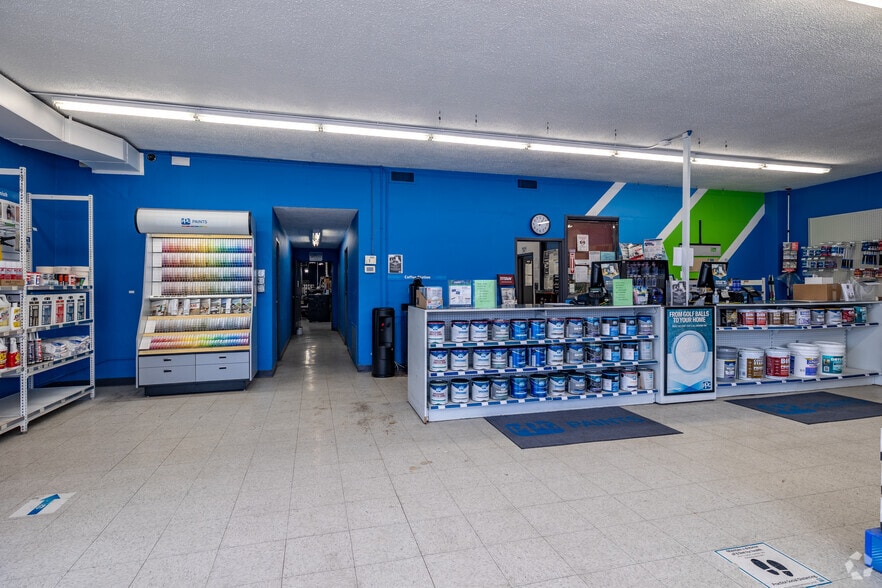 More Photos Of 315-319 E Market St, Akron General Retail For Sale