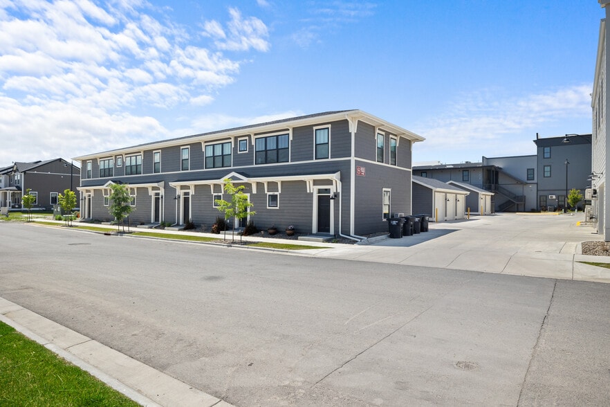 More Photos Of 1625 Annafeld Pky E, Billings Apartments For Sale
