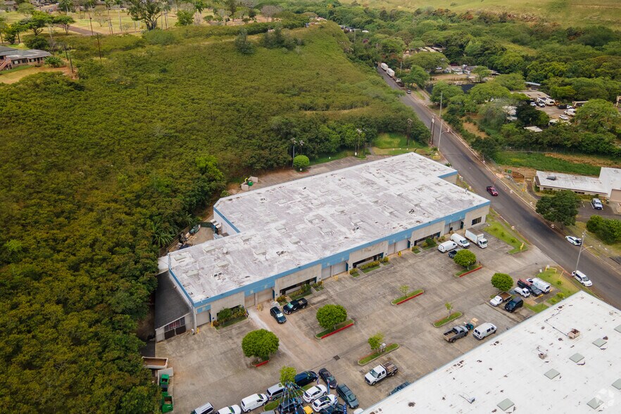 More Photos Of 96-1173 Waihona St, Pearl City Warehouse For Lease