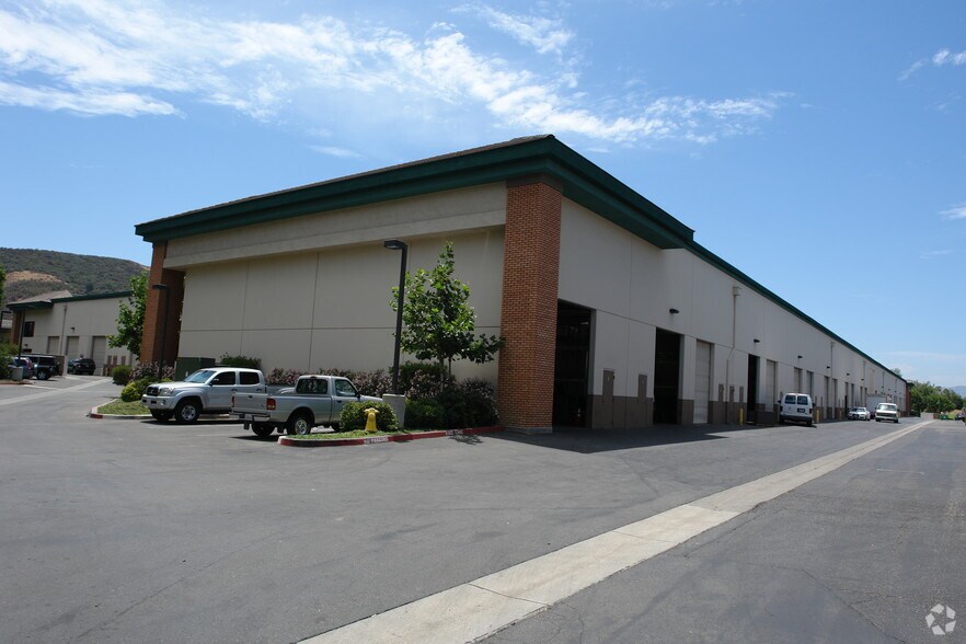 More Photos Of 5304 Derry Ave, Agoura Hills Industrial For Lease