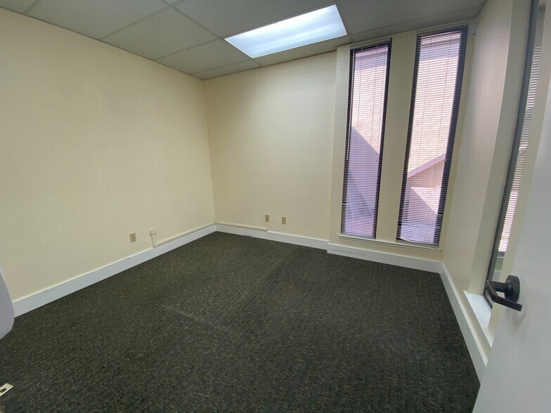 More Photos Of 201 John St, Salinas Office For Lease