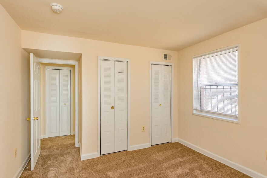 More Photos Of 116 Irvington St SW, Washington Apartments For Sale