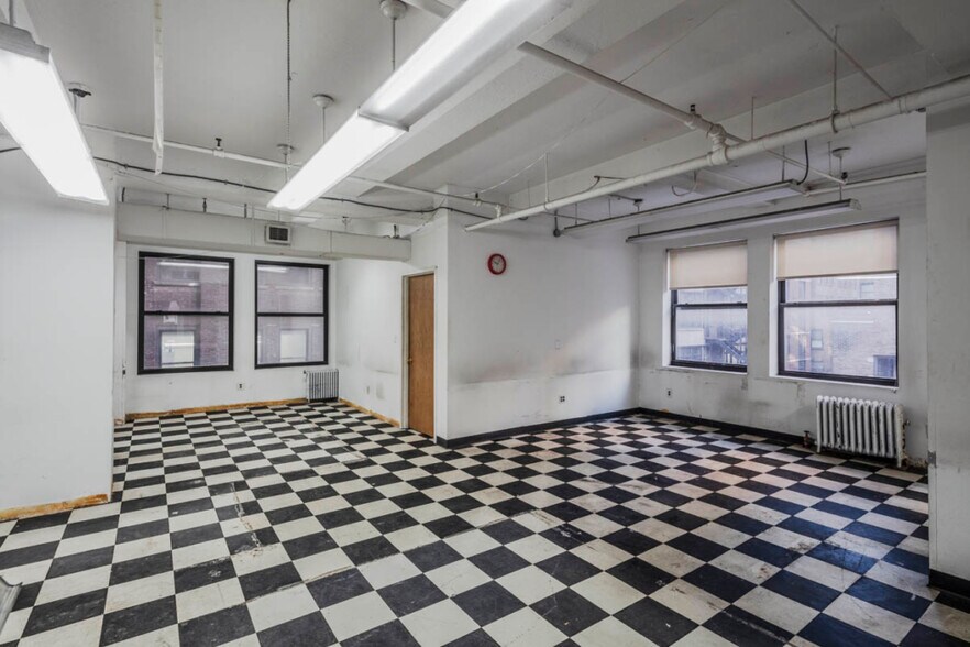 More Photos Of 32 W 39th St, New York Loft Creative Space For Lease