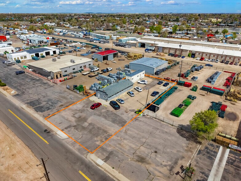 More Photos Of 6970 Eudora Dr, Commerce City Showroom For Sale