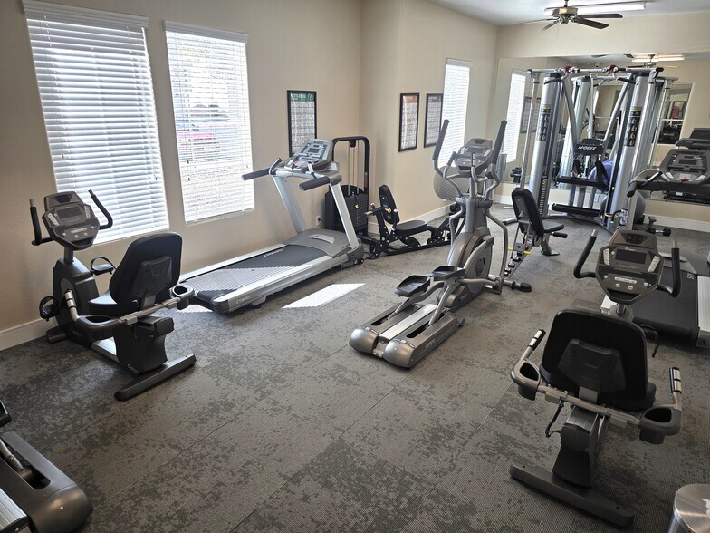 More Photos Of 4300 N Lamont St, Las Vegas Apartments For Sale