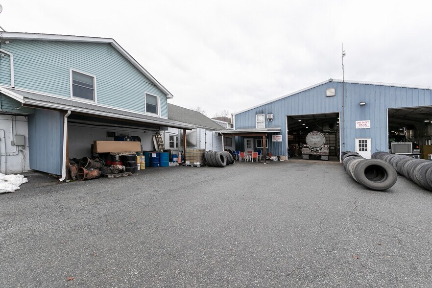 More Photos Of 56 US 46 Hwy, Columbia Distribution For Lease