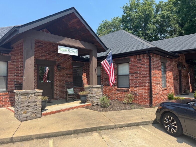Primary Photo Of 1830 Shelby Ln, Fayetteville Medical For Sale