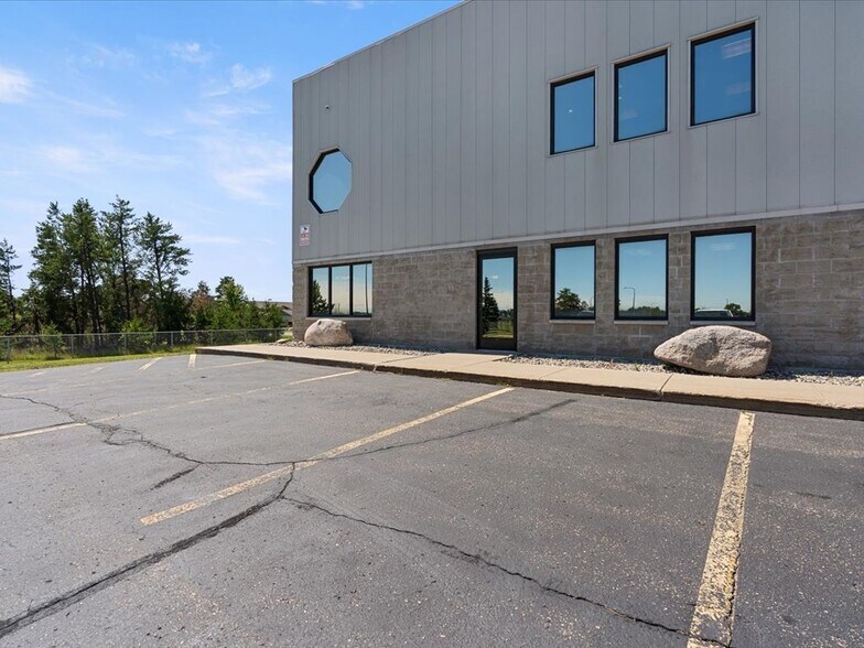 More Photos Of 2301 Johanneson Dr NW, Bemidji Light Distribution For Lease