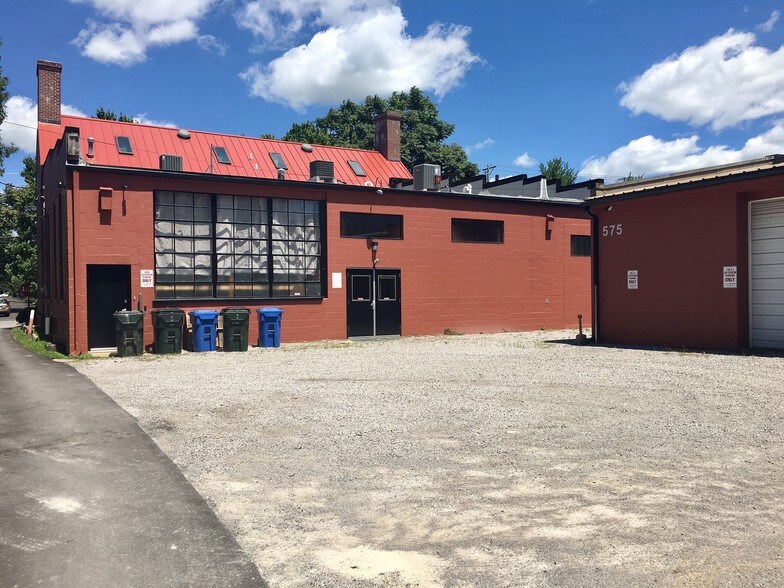 More Photos Of 148-150 Jefferson St, Lexington Office For Lease