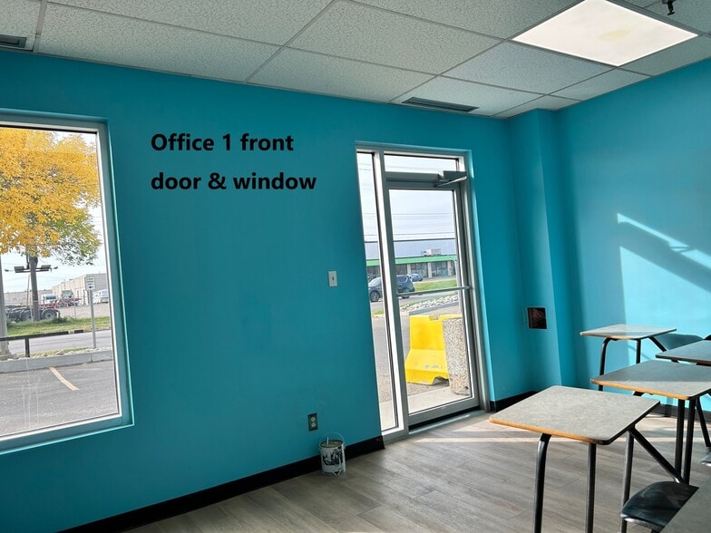 More Photos Of 11435-11459 156 St NW, Edmonton Warehouse For Lease