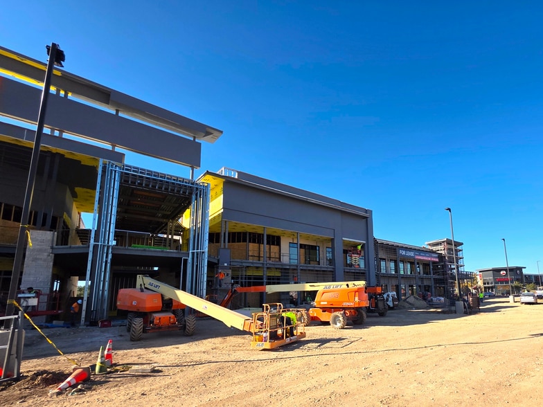 More Photos Of Shaenfield & Loop 1604, San Antonio Unknown For Lease