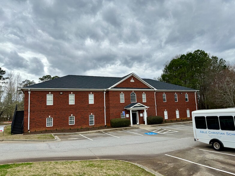 Primary Photo Of 192 W Campground Rd, McDonough Office For Lease