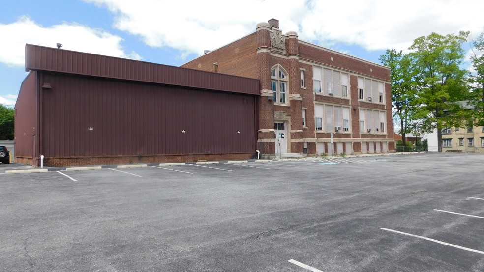 Primary Photo Of 601 Madison Ave, York Schools For Sale