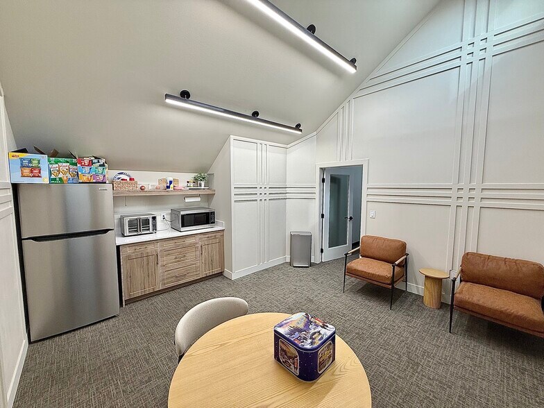 More Photos Of 59 W 900 N, Springville Office For Lease