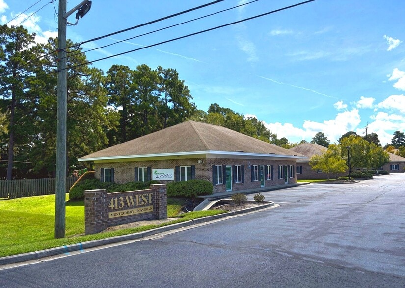 More Photos Of 413 W Montgomery Cross Rd, Savannah Office For Sale