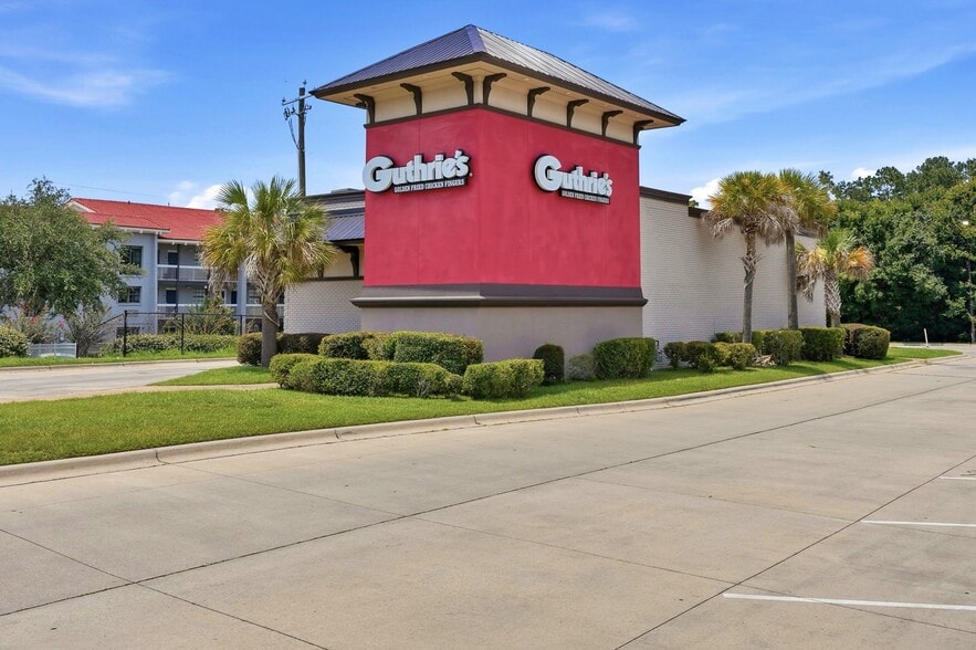 More Photos Of 2870 Apalachee Pky, Tallahassee Fast Food For Sale