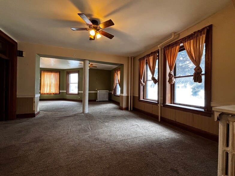 More Photos Of 512 N Lincoln St, Bay City Apartments For Sale